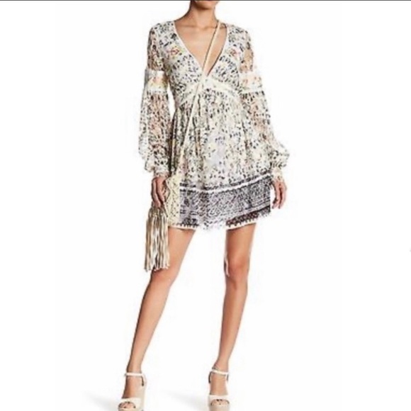 Free People lace Cherry Blossom mini dress. 🤍 - Picture 4 of 6